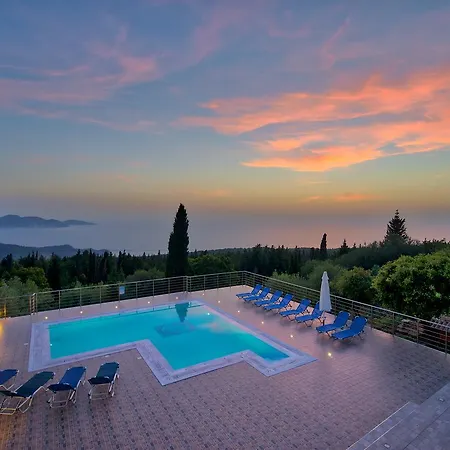 Panoramic Sunset Κοθρέας
